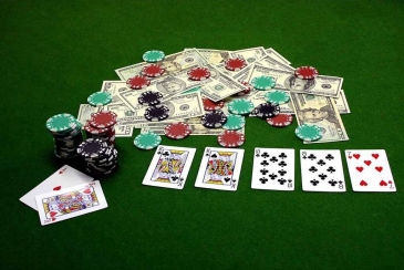О проигрышах игроков в покерных играх